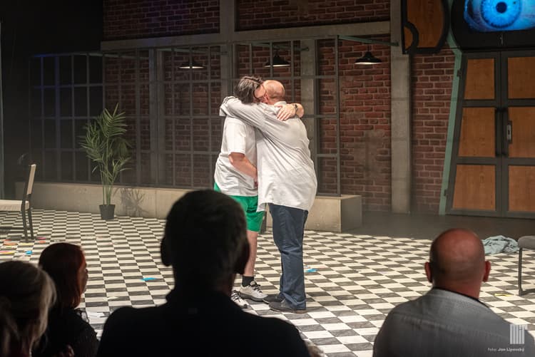 Klikněte pro zvětšení Klikněte pro zvětšení